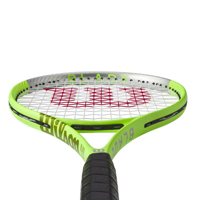 Rakieta Wilson Blade Feel 105