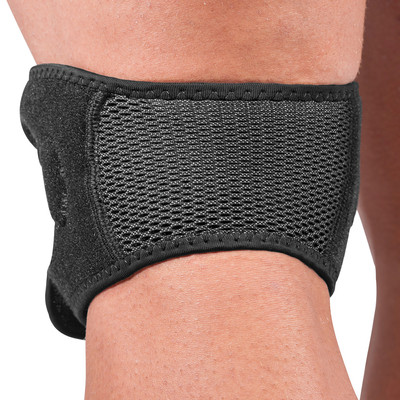 Mueller Adjustable Max Knee Strap Black